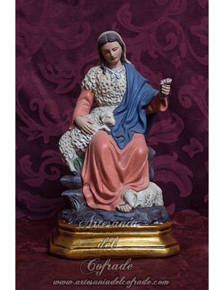 Figura de la Divina Pastora de 23,50 ctm de pasta cerámica policromada con oleos y patinada en venta