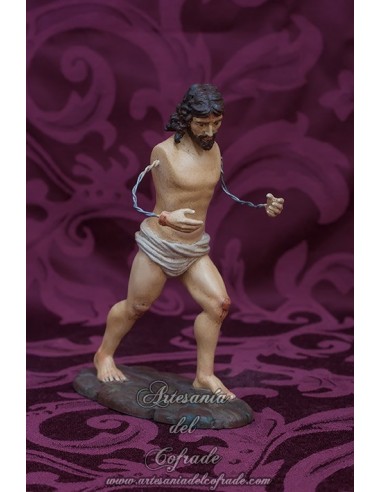 Precioso cristo en miniatura de 13 ctm policromado con oleos