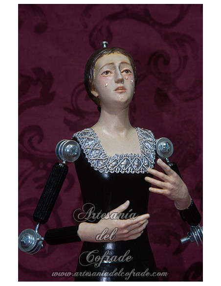 Virgen en miniatura de 30 cm policromada con oleos y lágrimas de cristal