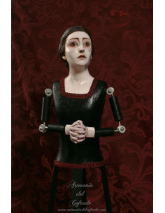 Virgen de vestir 75 cm Mod. W02B – detalle del rostro policromado